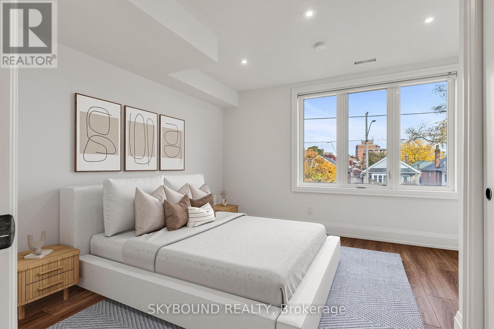 323 Mortimer Avenue, Toronto, Ontario  M4J 2C9 - Photo 15 - E13217568