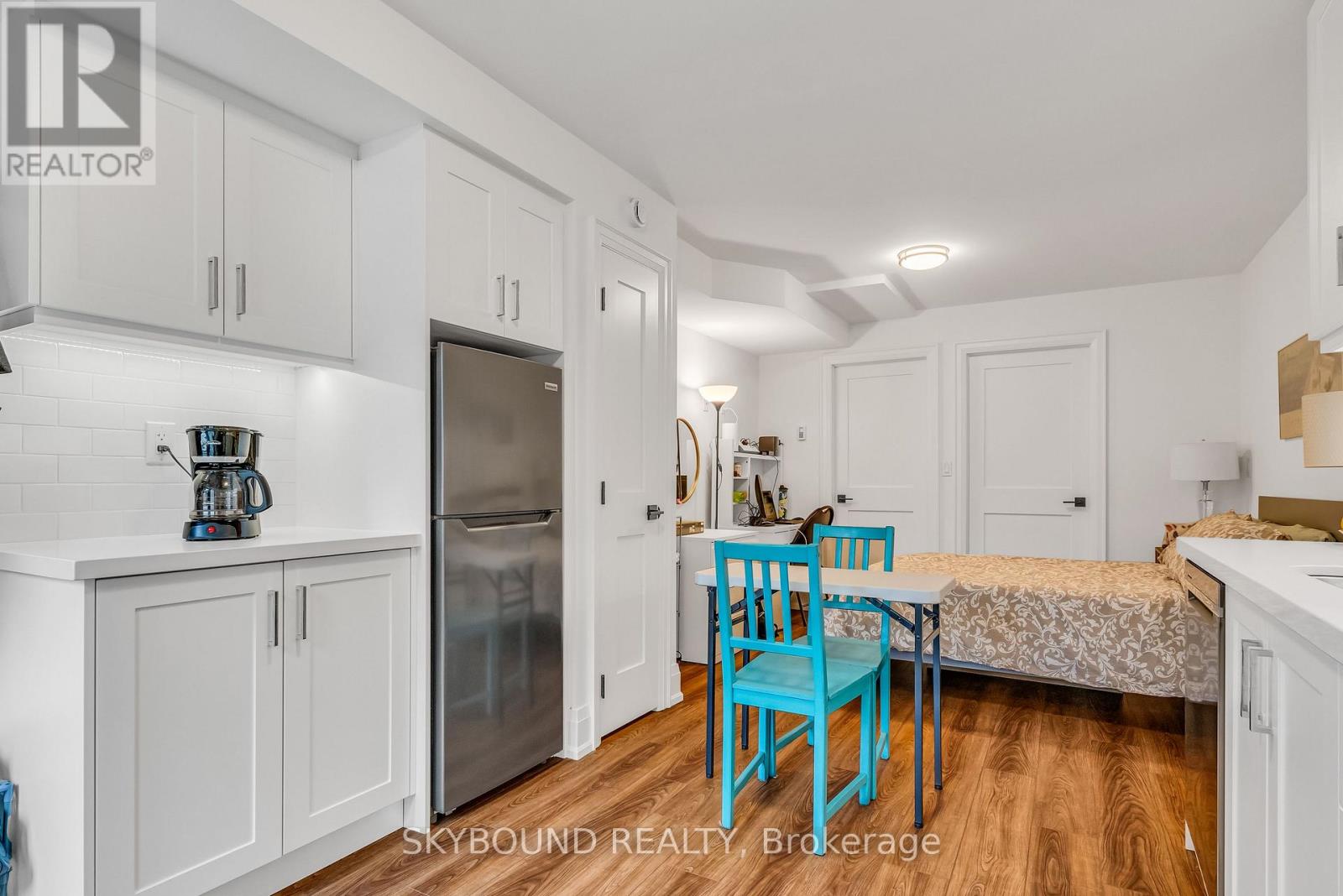 323 Mortimer Avenue, Toronto, Ontario  M4J 2C9 - Photo 34 - E13217568