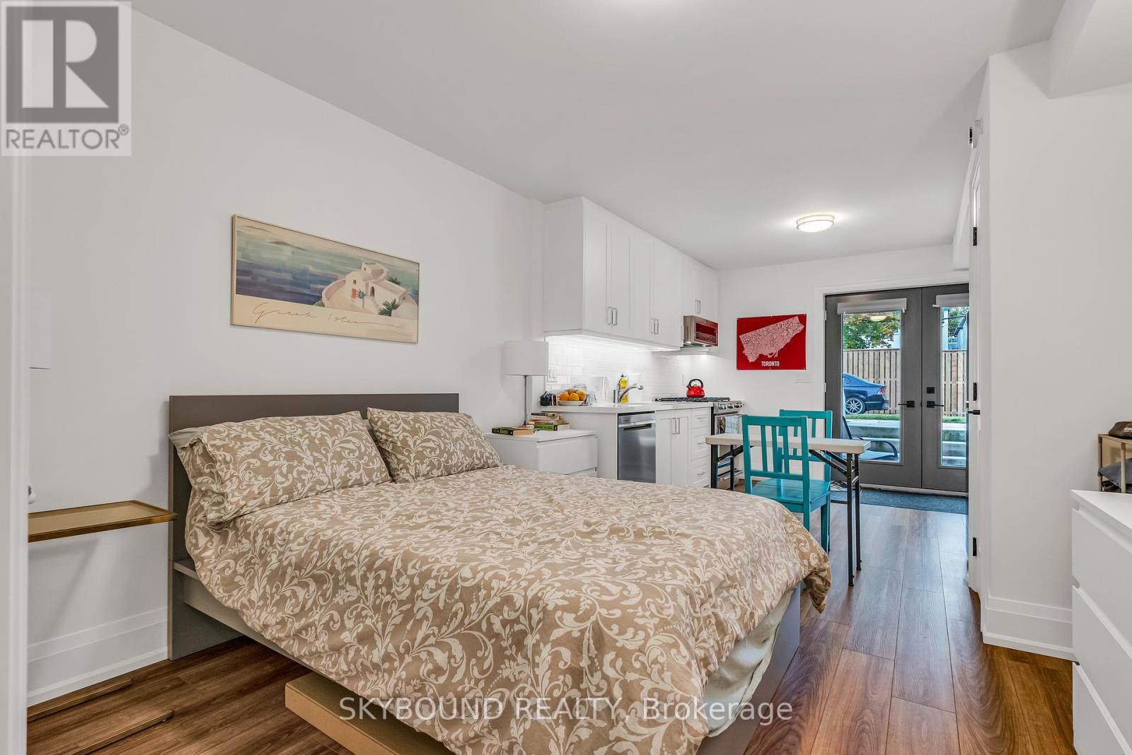 323 Mortimer Avenue, Toronto, Ontario  M4J 2C9 - Photo 35 - E13217568