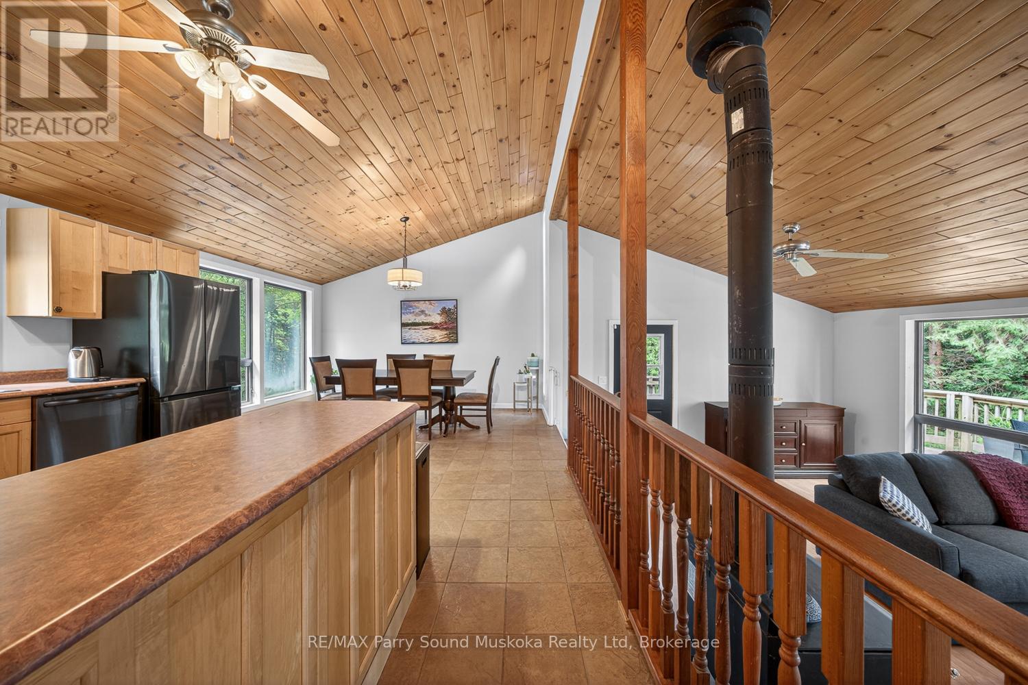 34 Silver Point Drive, Seguin, Ontario  P2W 2W8 - Photo 5 - X13217572