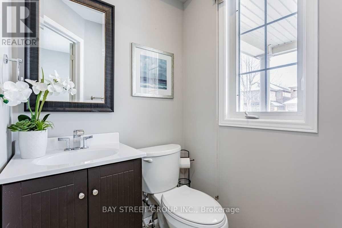 30 Delattaye Avenue, Aurora, Ontario  L4G 7T8 - Photo 15 - N13217586