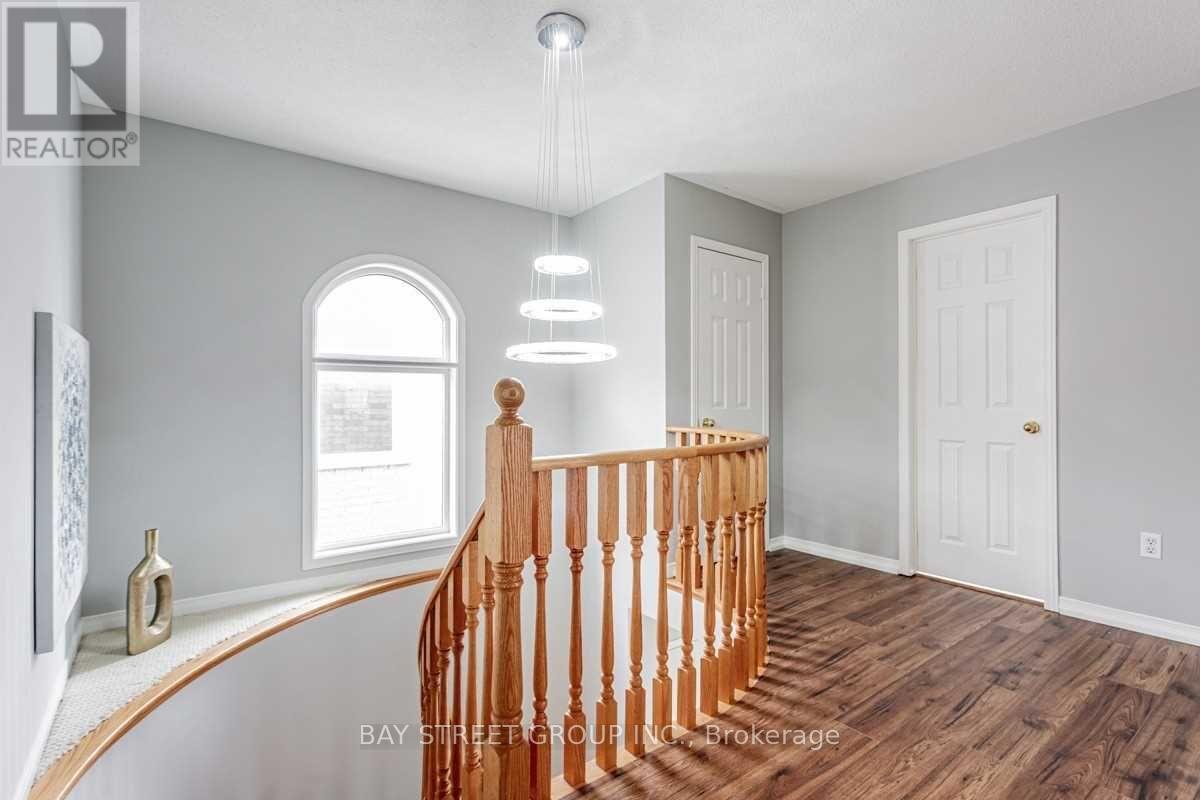 30 Delattaye Avenue, Aurora, Ontario  L4G 7T8 - Photo 17 - N13217586