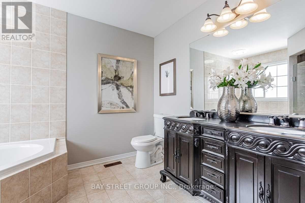 30 Delattaye Avenue, Aurora, Ontario  L4G 7T8 - Photo 20 - N13217586