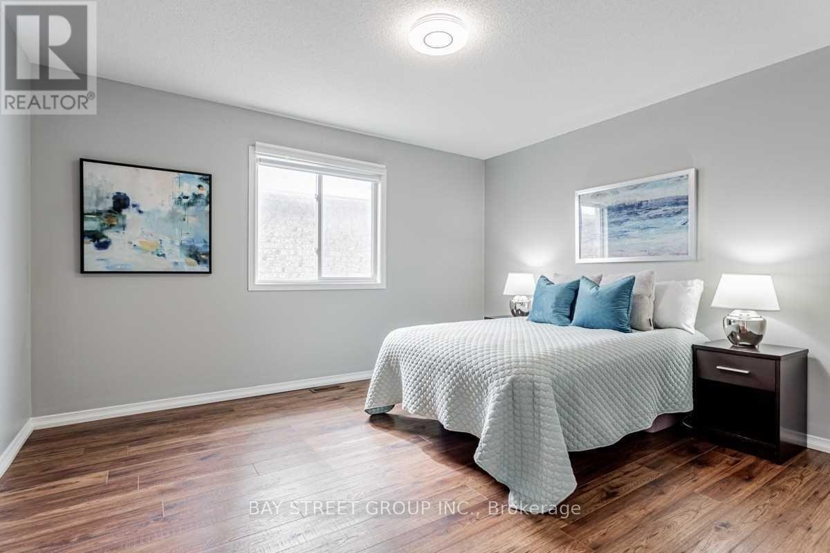 30 Delattaye Avenue, Aurora, Ontario  L4G 7T8 - Photo 23 - N13217586