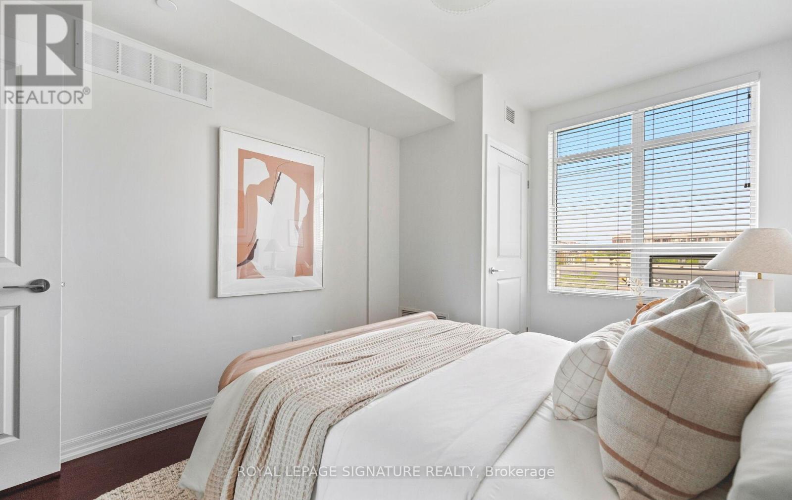 303 - 3563 Lake Shore Boulevard W, Toronto, Ontario  M8W 0A3 - Photo 30 - W13213578
