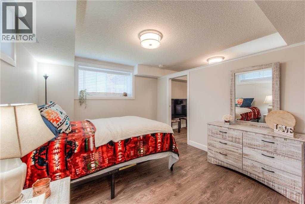 537 Valhalla Crescent Unit# B, Waterloo, Ontario  N2T 2J7 - Photo 13 - 40834715