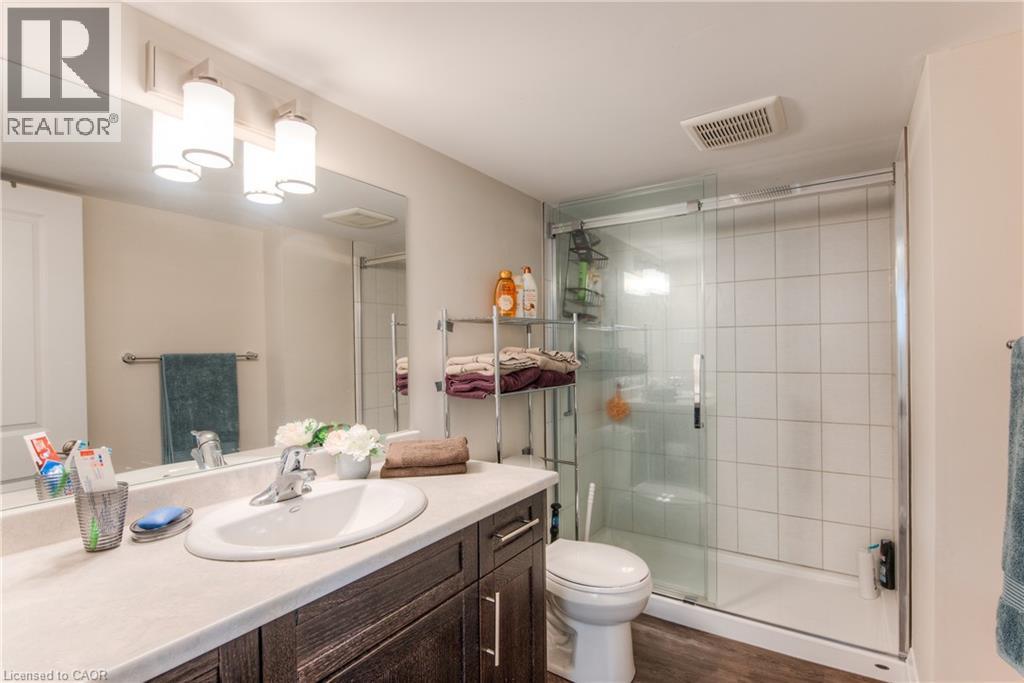 537 Valhalla Crescent Unit# B, Waterloo, Ontario  N2T 2J7 - Photo 14 - 40834715