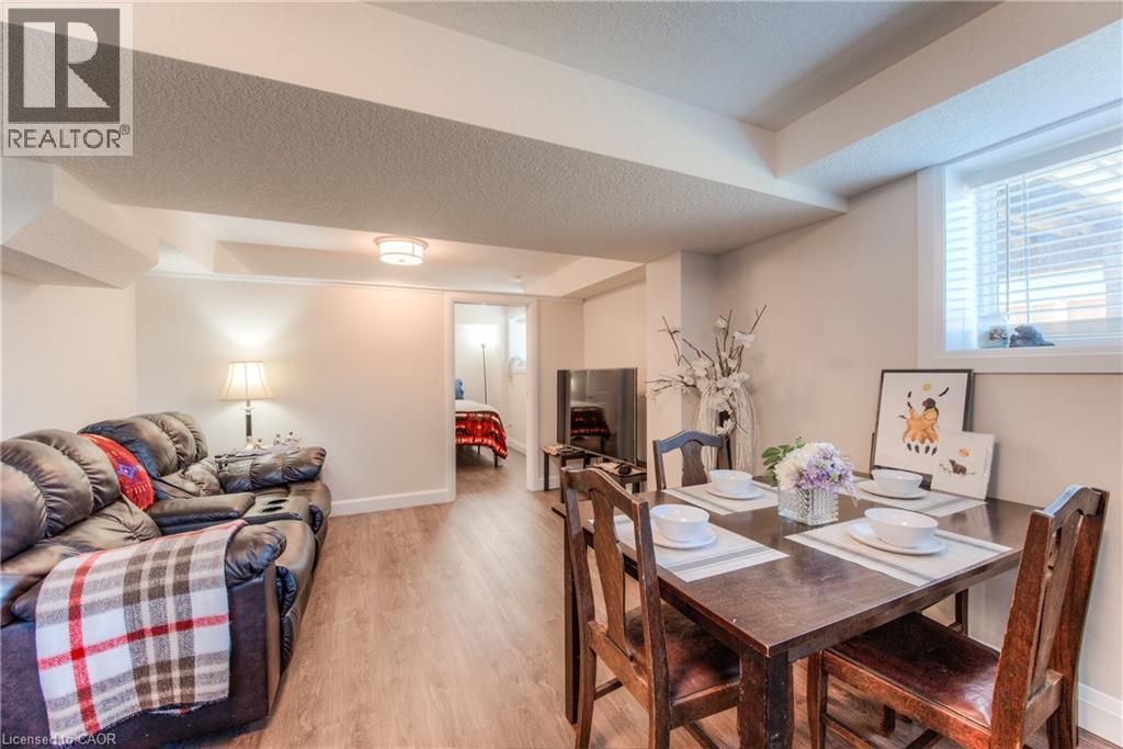 537 Valhalla Crescent Unit# B, Waterloo, Ontario  N2T 2J7 - Photo 7 - 40834715