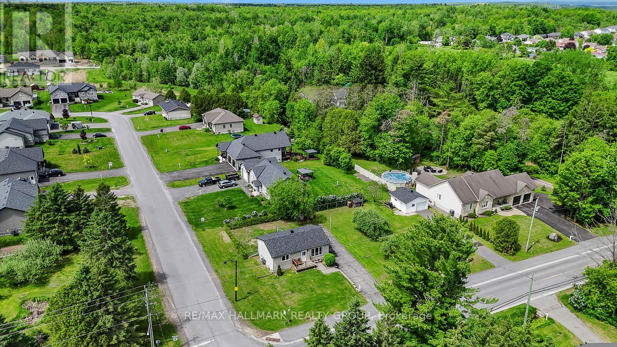 1862 Landry Road, Clarence-Rockland, Ontario  K0A 1N0 - Photo 3 - X13217594