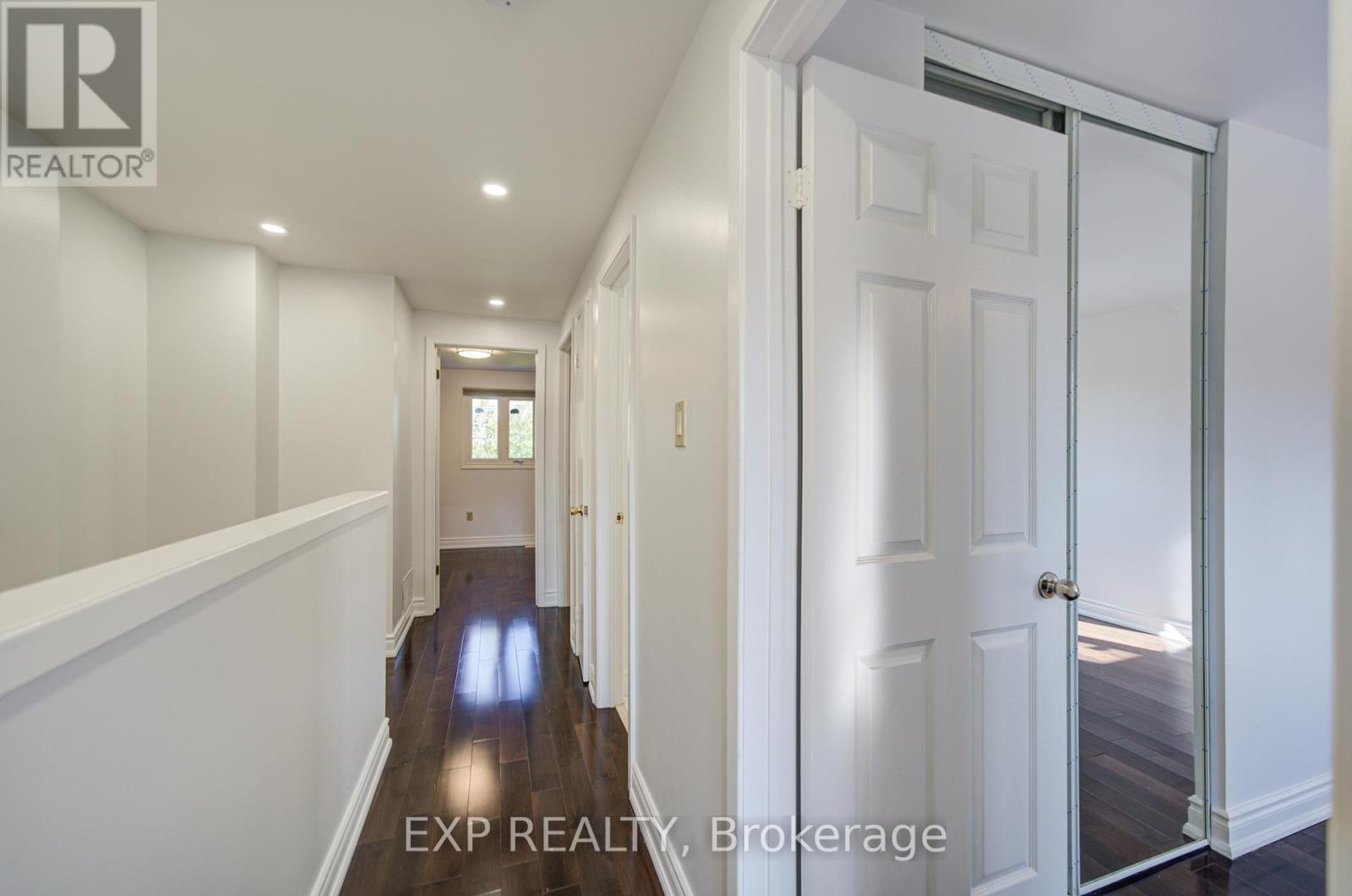 82 Muirlands Drive, Toronto, Ontario  M1V 2B4 - Photo 14 - E12816064