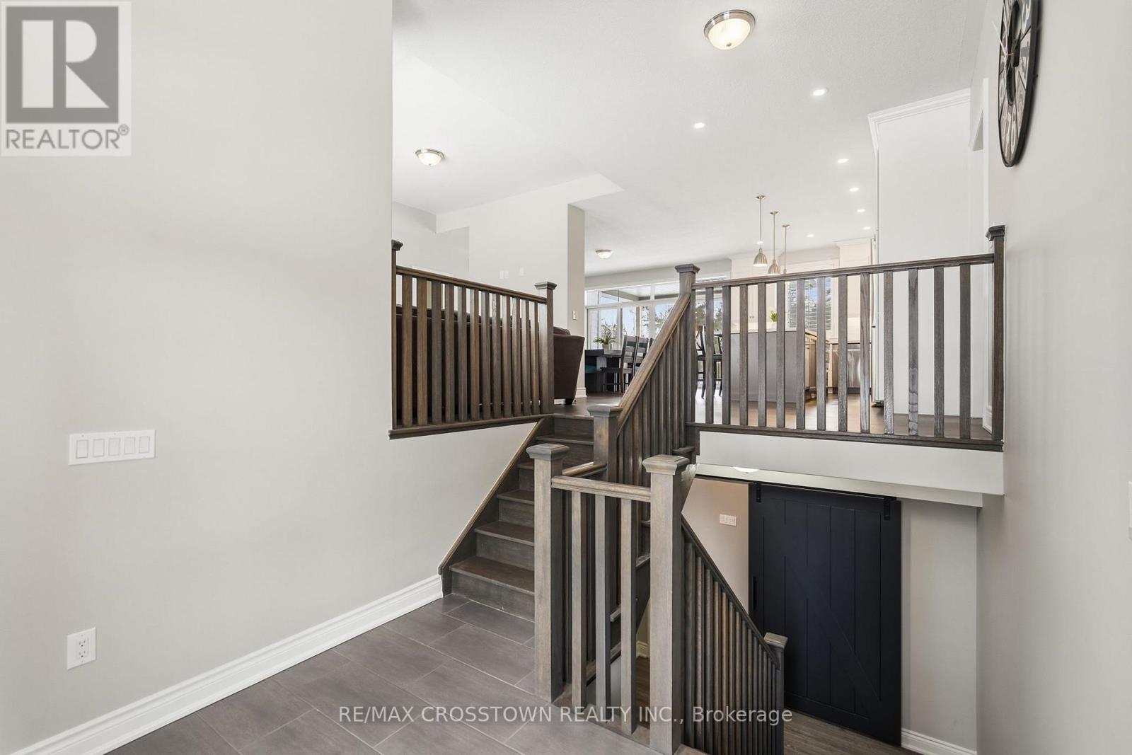 2055 Elana Drive, Severn, Ontario  L3V 0C1 - Photo 4 - S12916272
