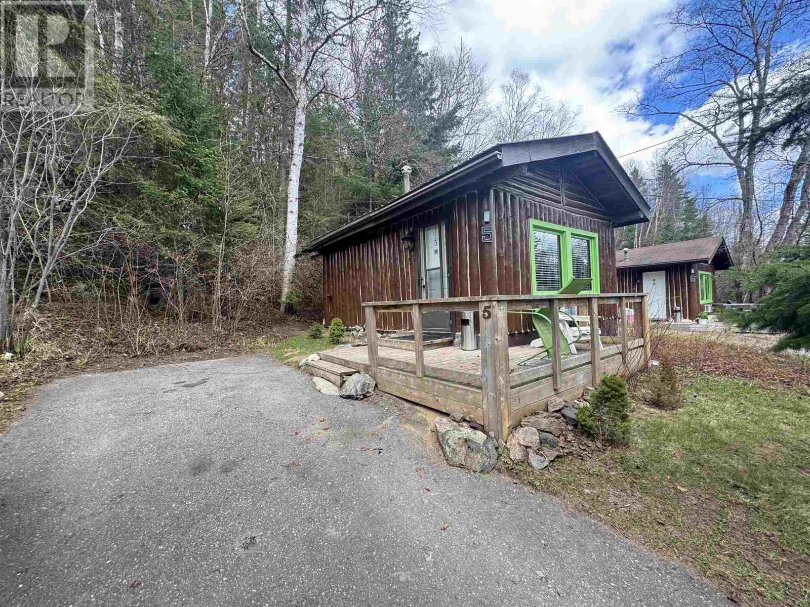 280 Highway 17 N, Wawa, Ontario  P0S 1K0 - Photo 26 - SM261233