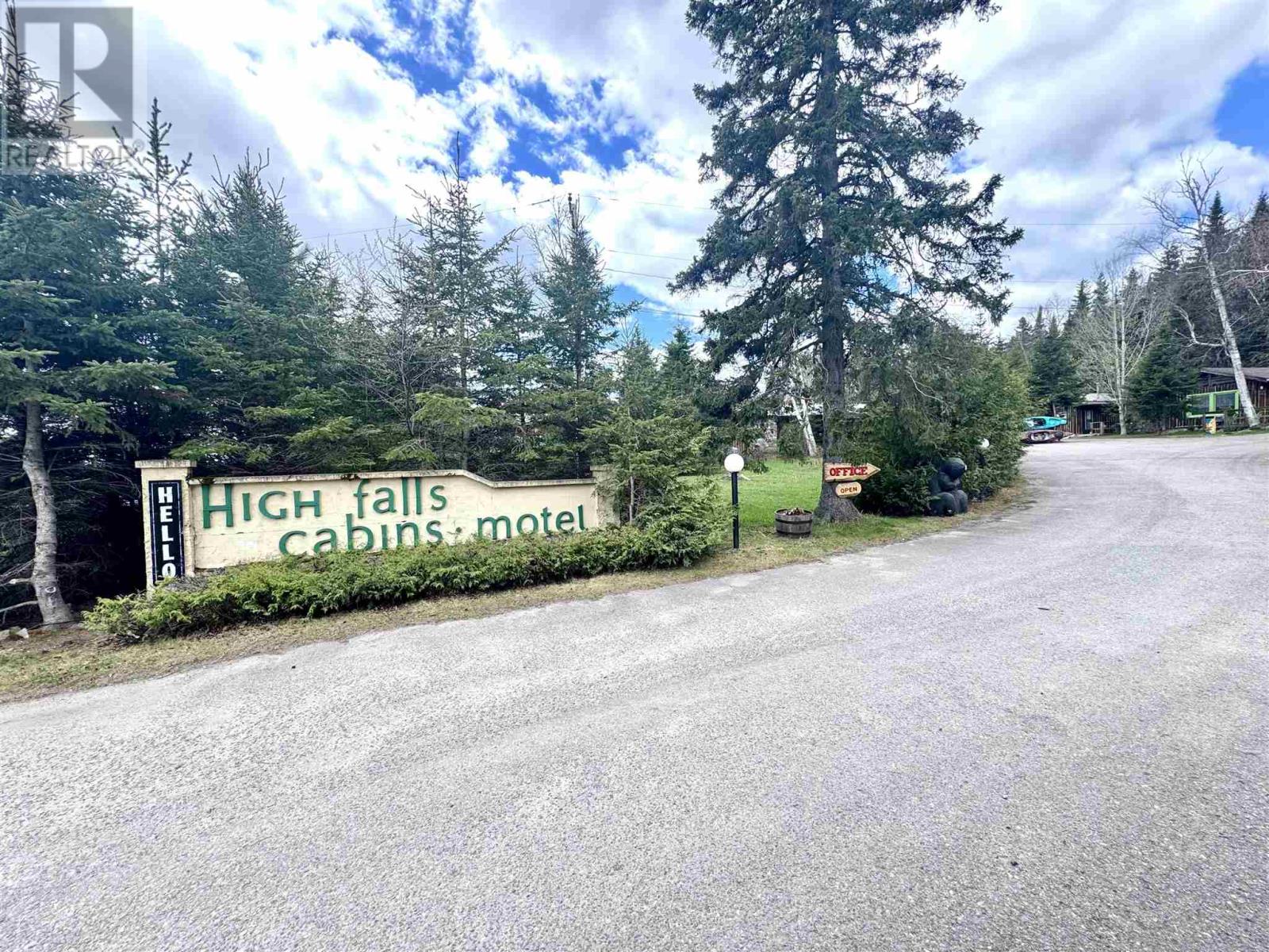 280 Highway 17 N, Wawa, Ontario  P0S 1K0 - Photo 37 - SM261233
