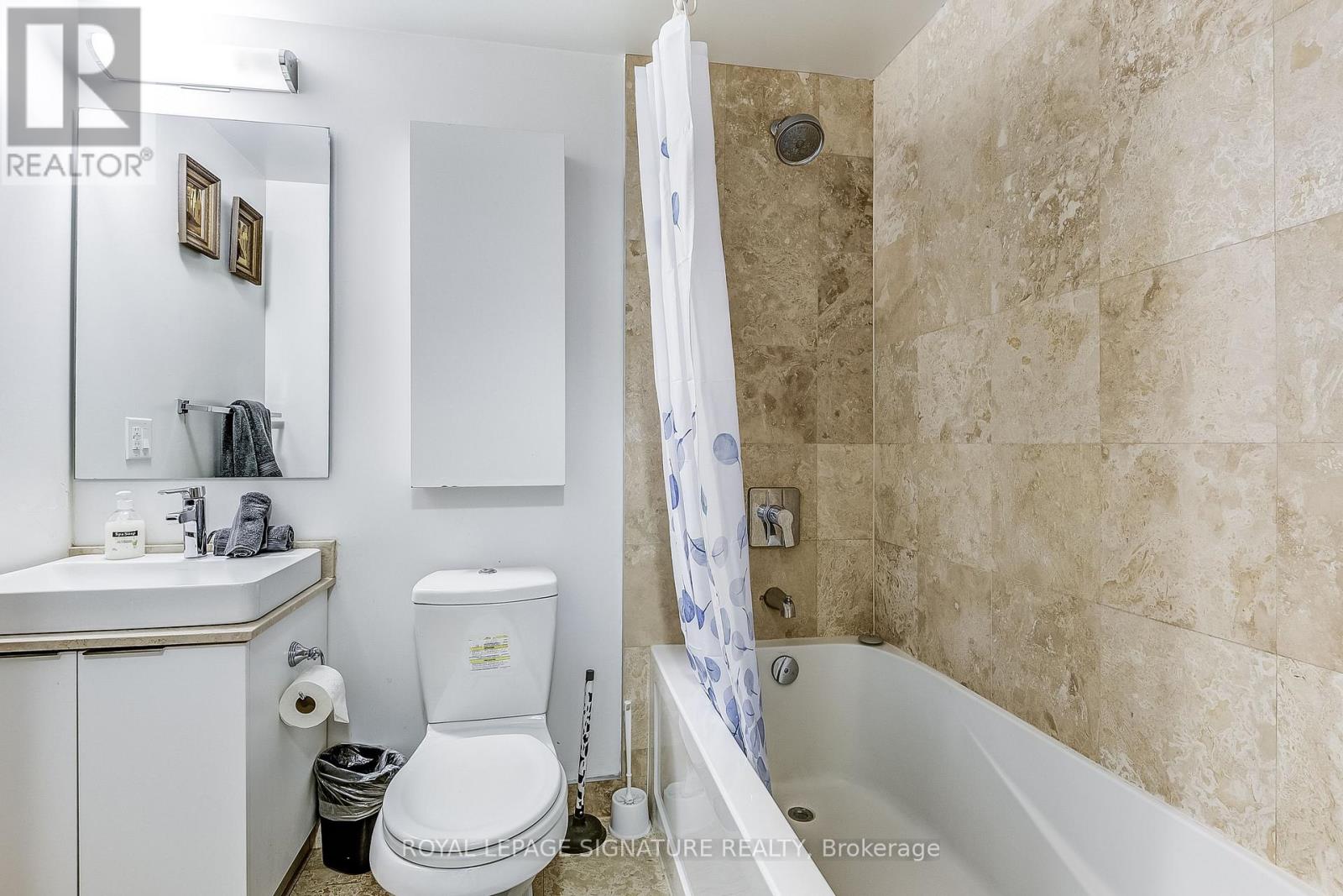 2804 - 14 York Street, Toronto, Ontario  M5J 0B1 - Photo 10 - C13217666