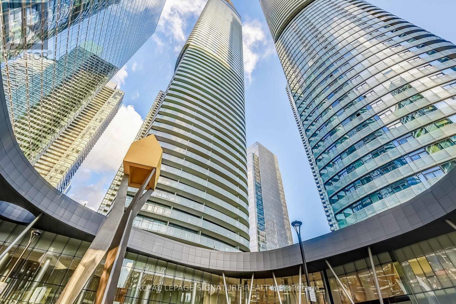 2804 - 14 York Street, Toronto, Ontario  M5J 0B1 - Photo 3 - C13217666