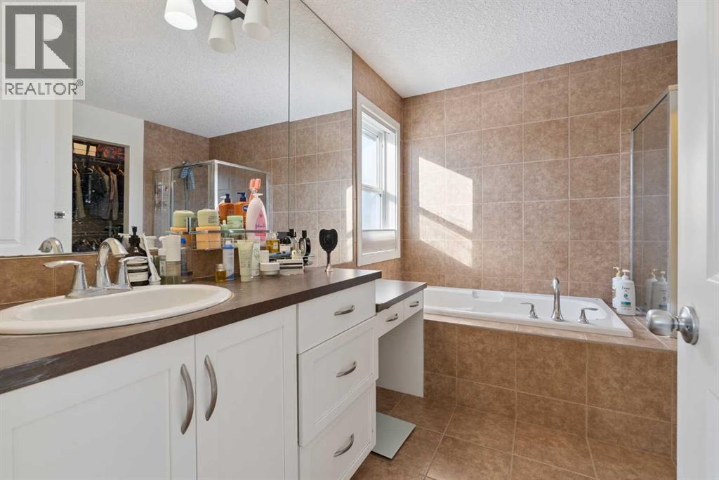 47 Everbrook Crescent SW, Calgary, Alberta  T2Y 0J2 - Photo 15 - A2288063