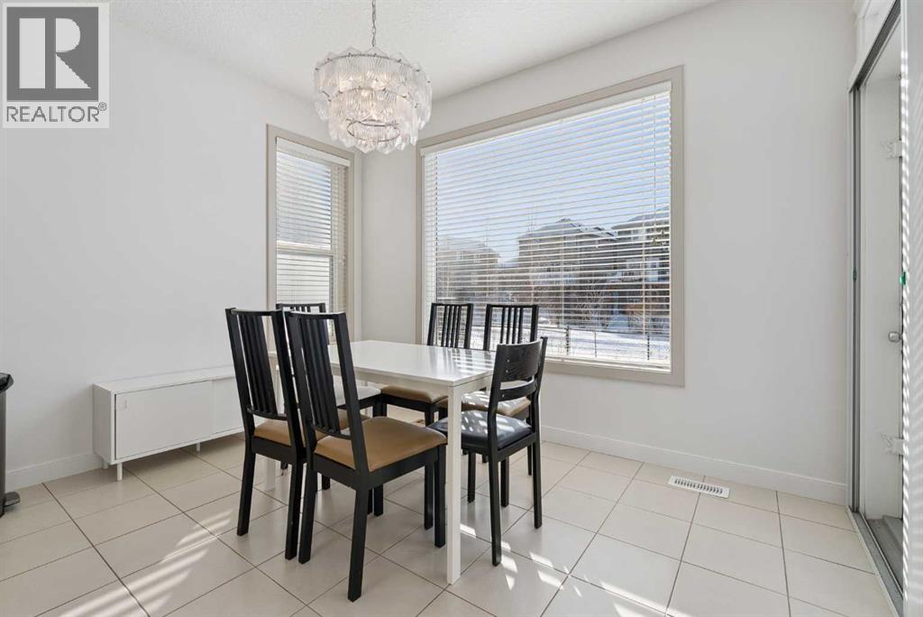 47 Everbrook Crescent SW, Calgary, Alberta  T2Y 0J2 - Photo 7 - A2288063