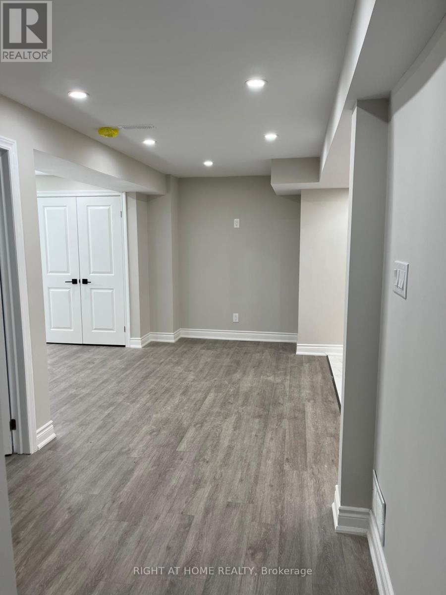 9 Annie Crescent, Ajax, Ontario  L1T 3X6 - Photo 7 - E13217626