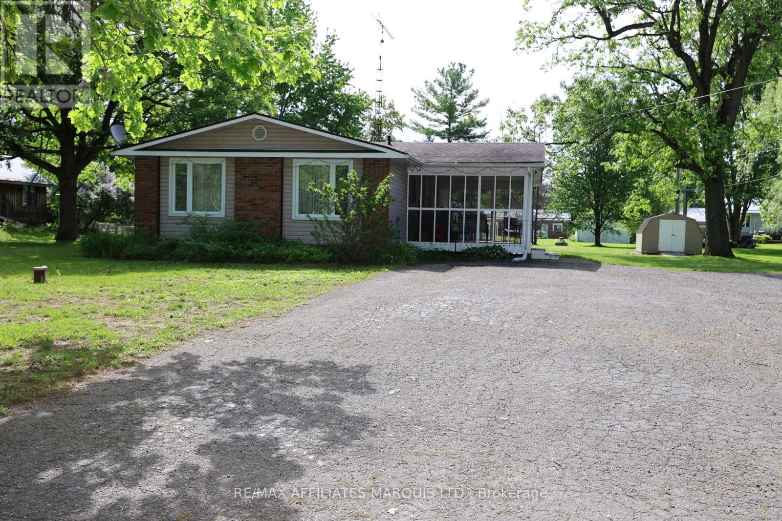 9 Sutton Drive, Edwardsburgh/cardinal, Ontario  K0E 1T1 - Photo 1 - X13217628