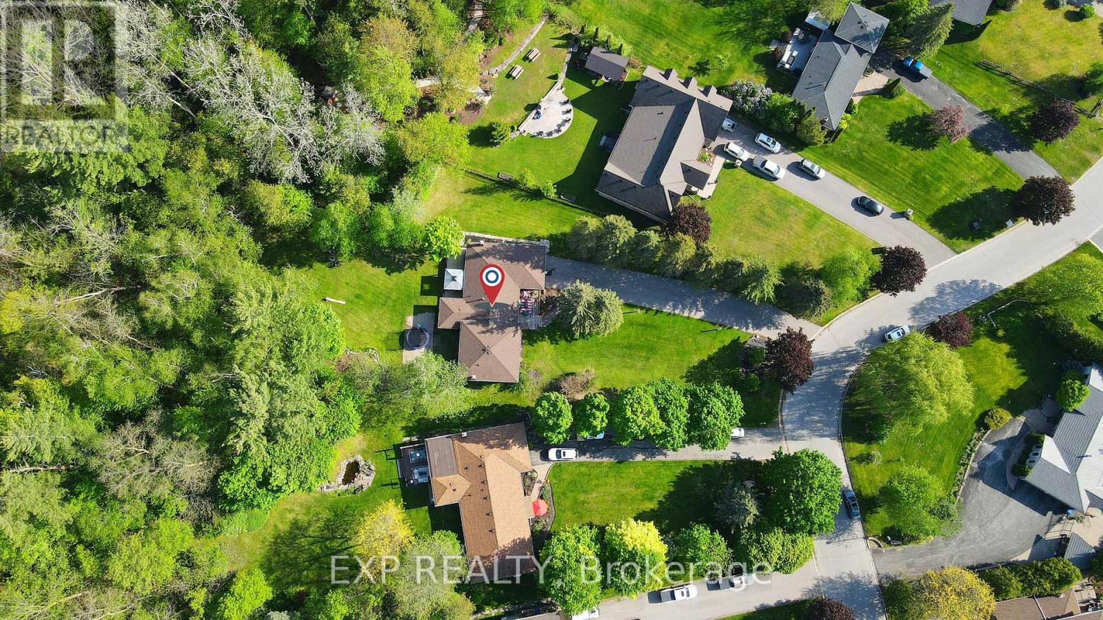 10 Anchor Court, East Gwillimbury, Ontario  L0G 1H0 - Photo 1 - N13217656