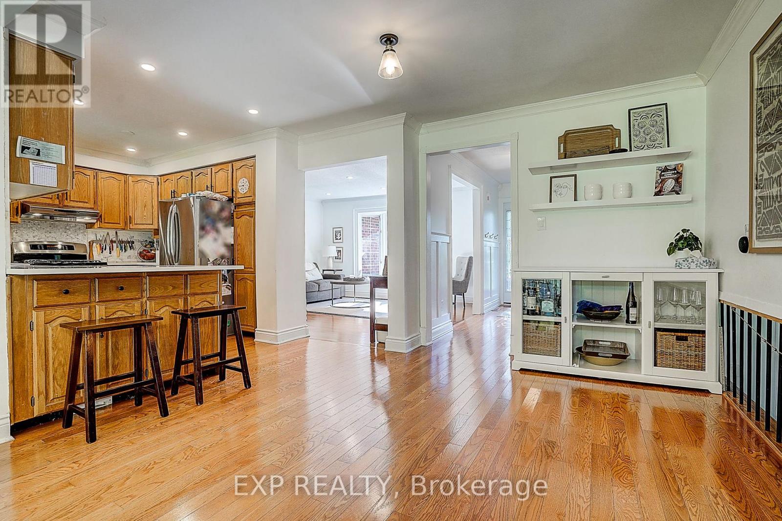 10 Anchor Court, East Gwillimbury, Ontario  L0G 1H0 - Photo 11 - N13217656