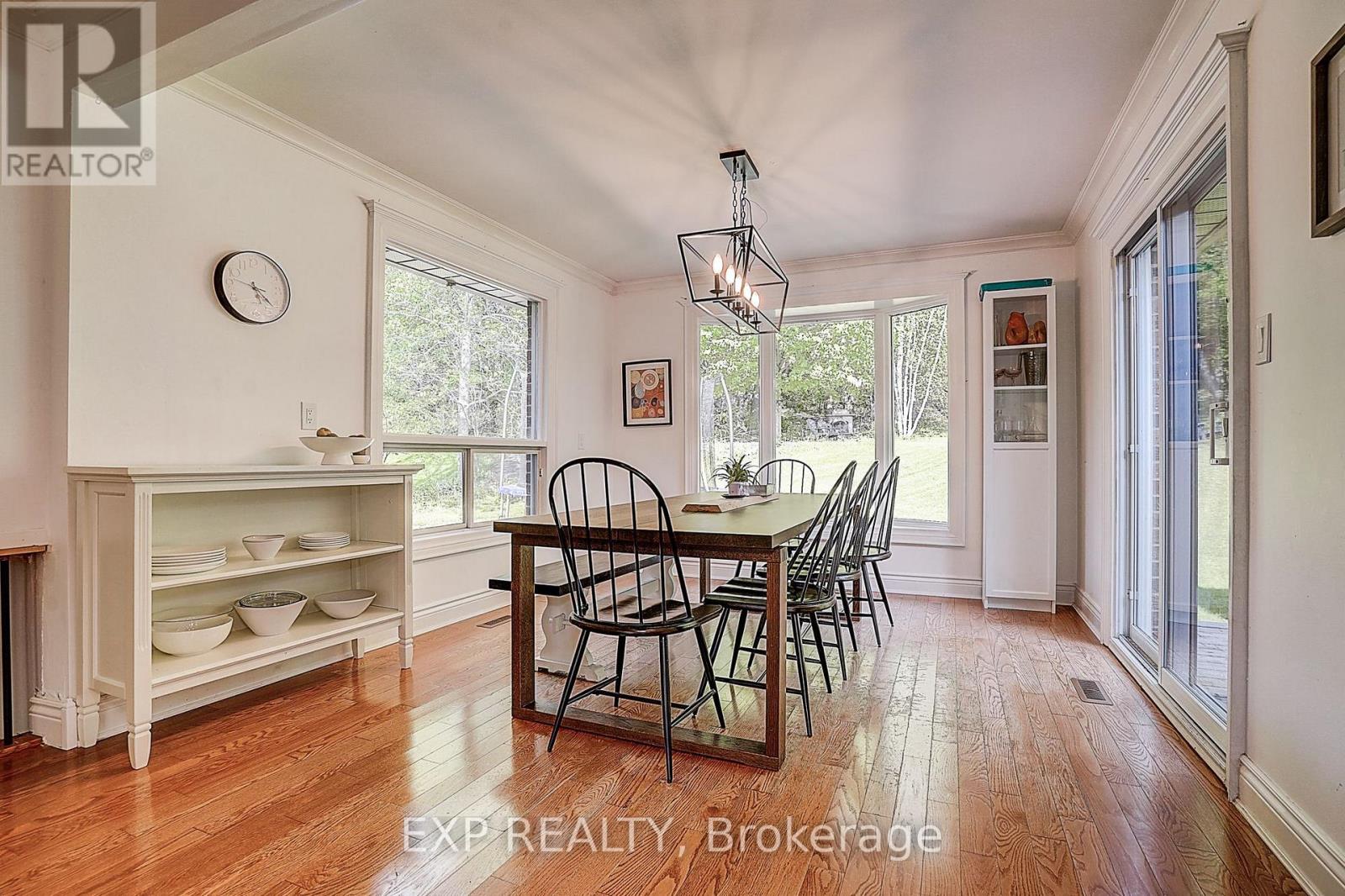 10 Anchor Court, East Gwillimbury, Ontario  L0G 1H0 - Photo 12 - N13217656