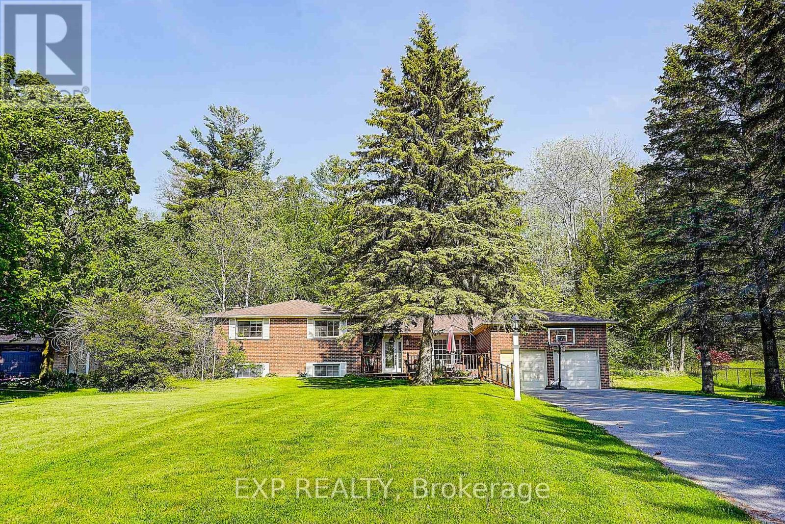 10 Anchor Court, East Gwillimbury, Ontario  L0G 1H0 - Photo 2 - N13217656