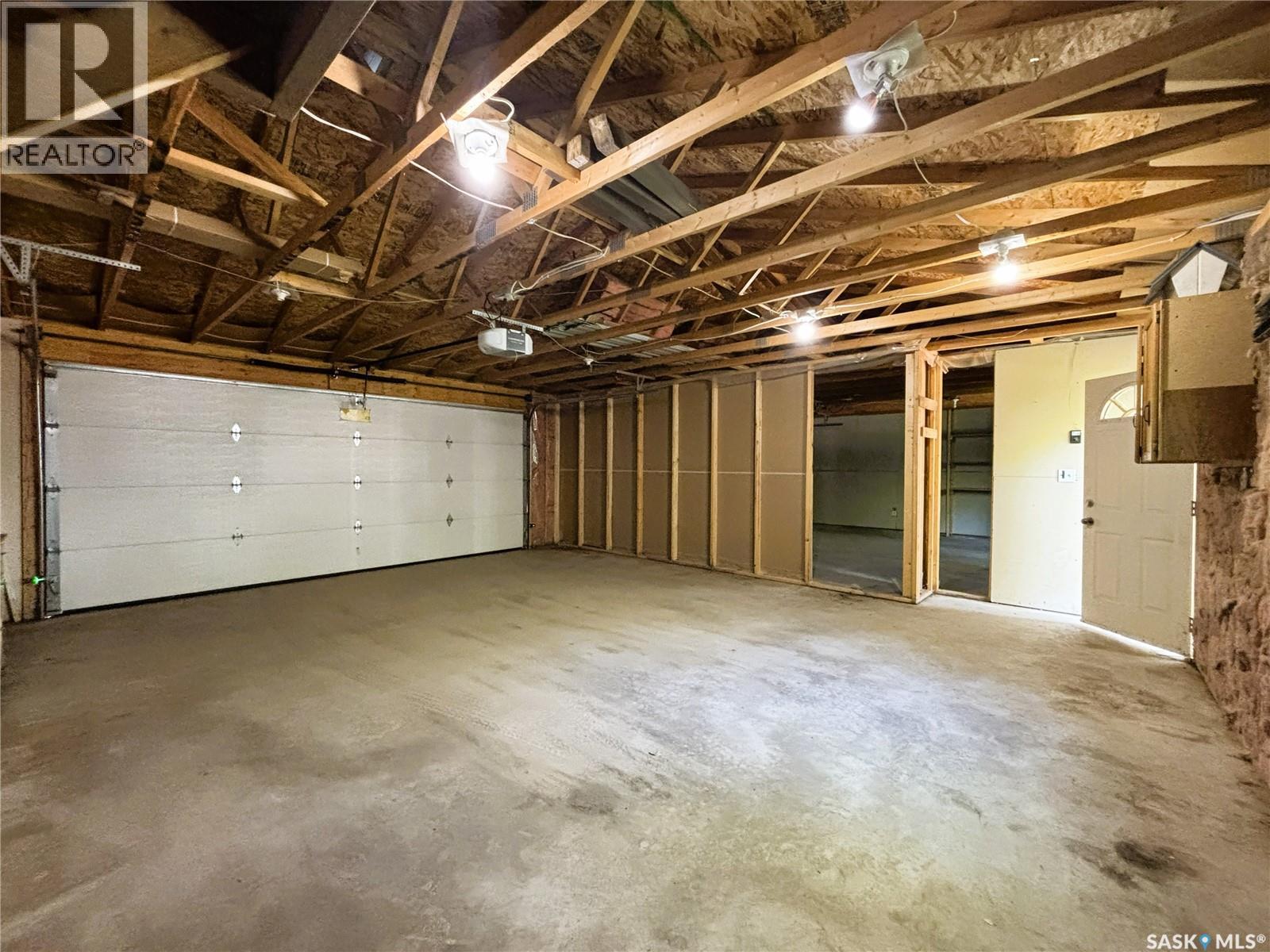 819 5th Avenue N, Saskatoon, Saskatchewan  S7K 2R7 - Photo 21 - SK037602