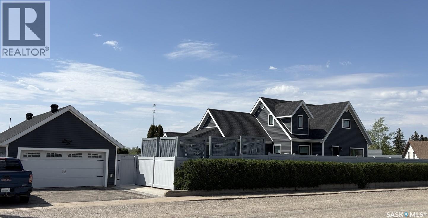 104 Central BOULEVARD, Nipawin, Saskatchewan
