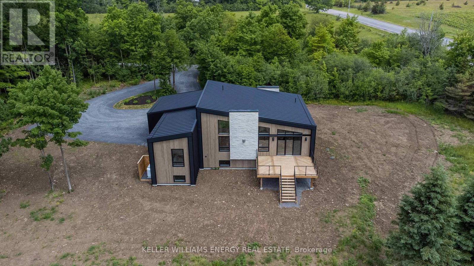 13 Partridge Hollow Road, Prince Edward County, Ontario  K0K 1T0 - Photo 7 - X12255477