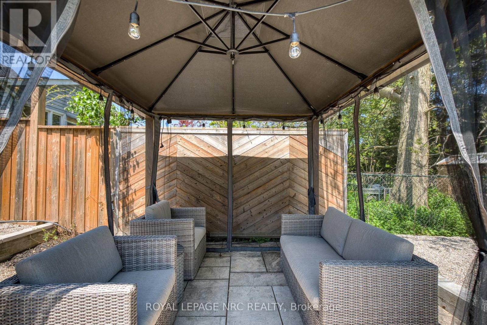 70 Ghent Street, St. Catharines, Ontario  L2N 2C9 - Photo 13 - X13217072