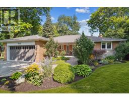 44 GEORGE HENRY BOULEVARD, Toronto, Ontario