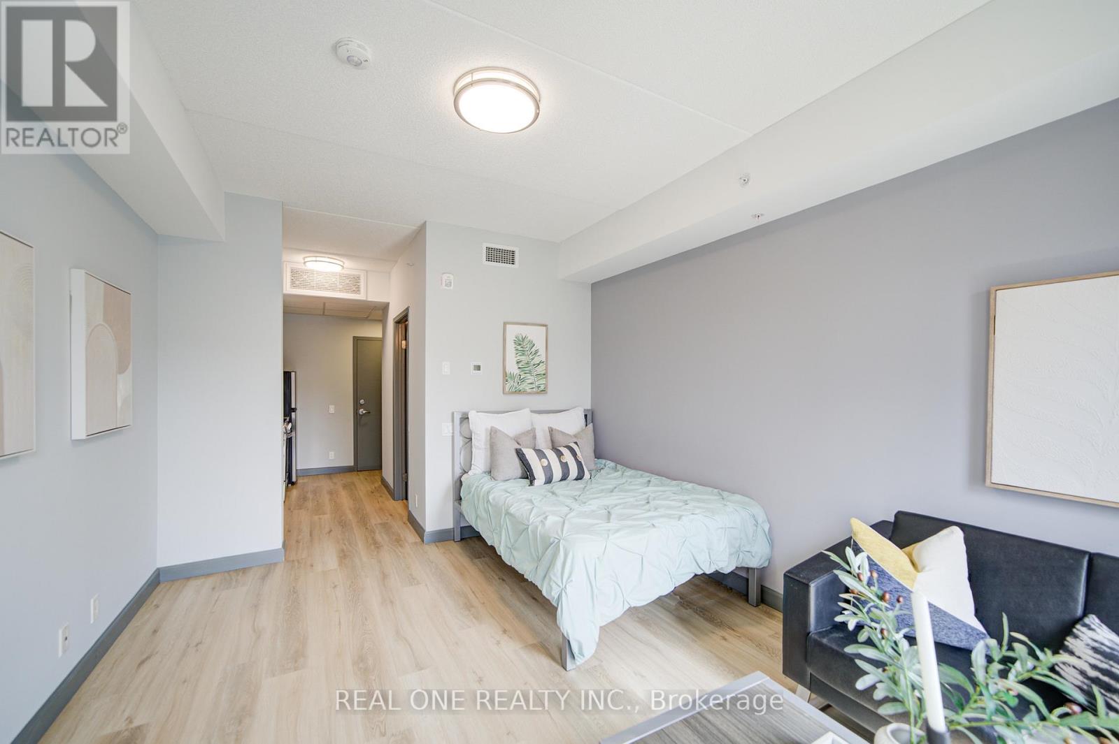 510 - 77 Leland Street, Hamilton, Ontario  L8S 3A1 - Photo 5 - X13217642