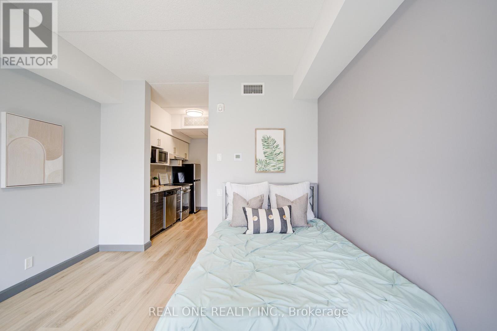 510 - 77 Leland Street, Hamilton, Ontario  L8S 3A1 - Photo 6 - X13217642