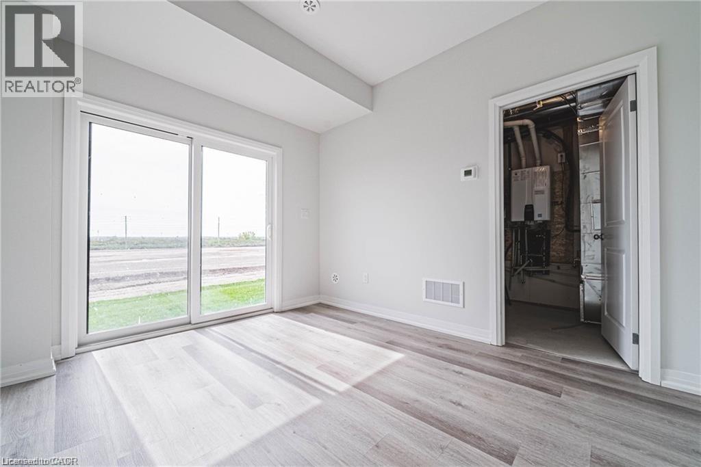 155 Equestrian Way Unit# 88, Cambridge, Ontario  N3E 0E8 - Photo 4 - 40834856