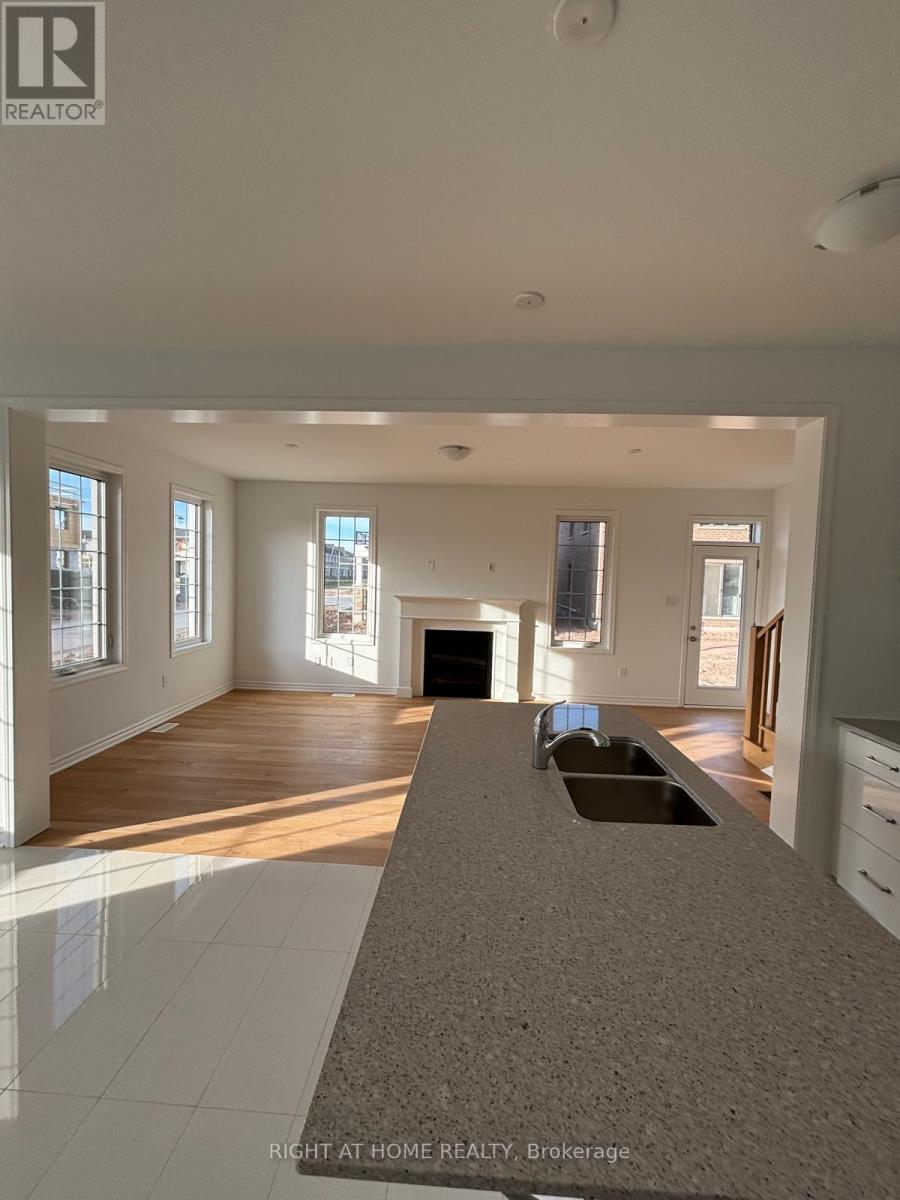 Upper - 1526 Zilio Terrace, Milton, Ontario  L9E 2H8 - Photo 13 - W13162830