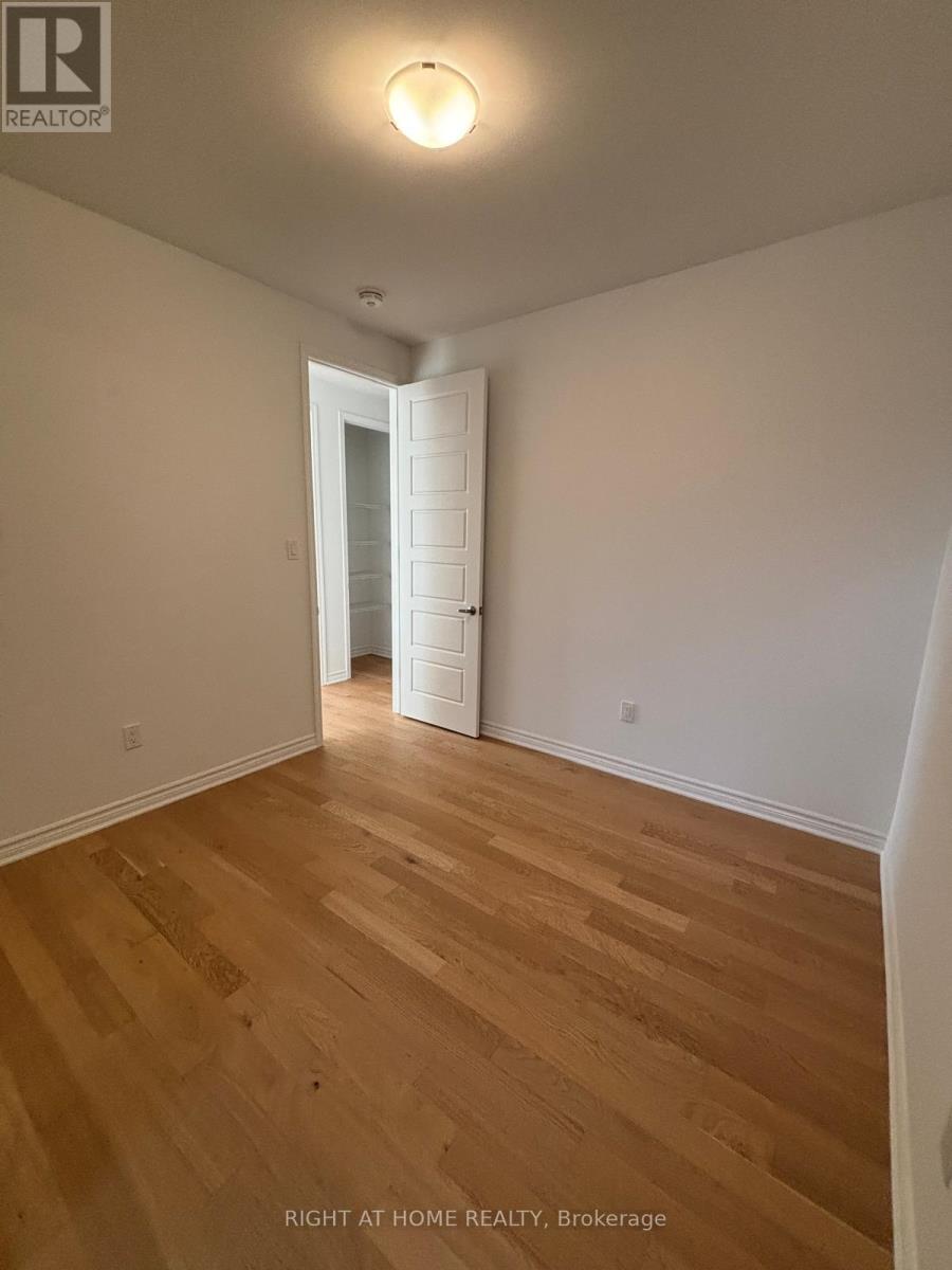 Upper - 1526 Zilio Terrace, Milton, Ontario  L9E 2H8 - Photo 22 - W13162830