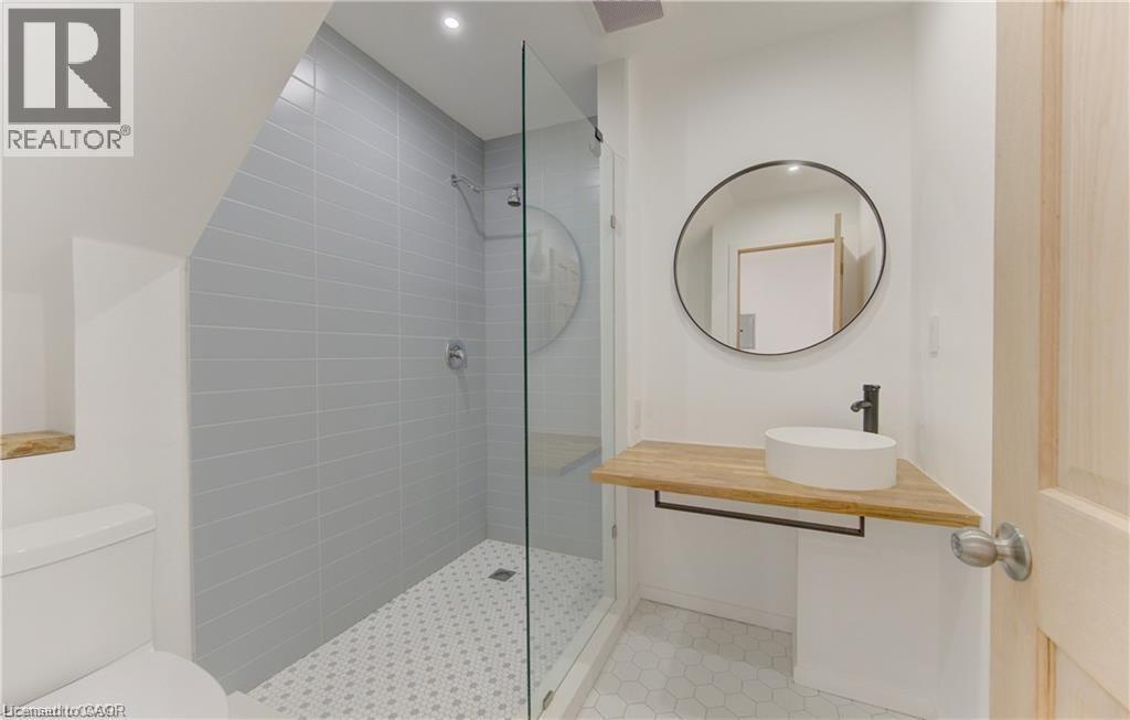 67 Louisa Street Unit# B, Kitchener, Ontario  N2H 5L9 - Photo 8 - 40834219