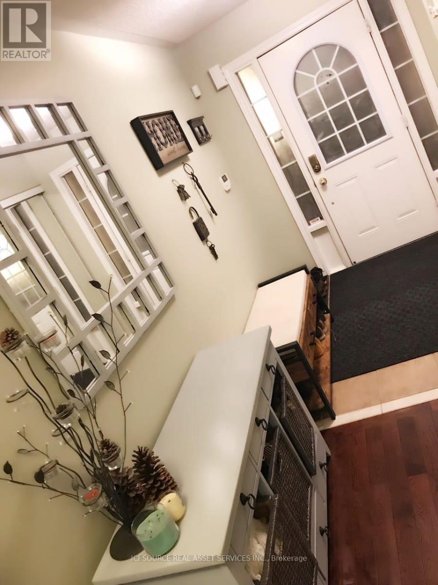 42 Keywood Street, Ajax, Ontario  L1Z 2E5 - Photo 2 - E13217710