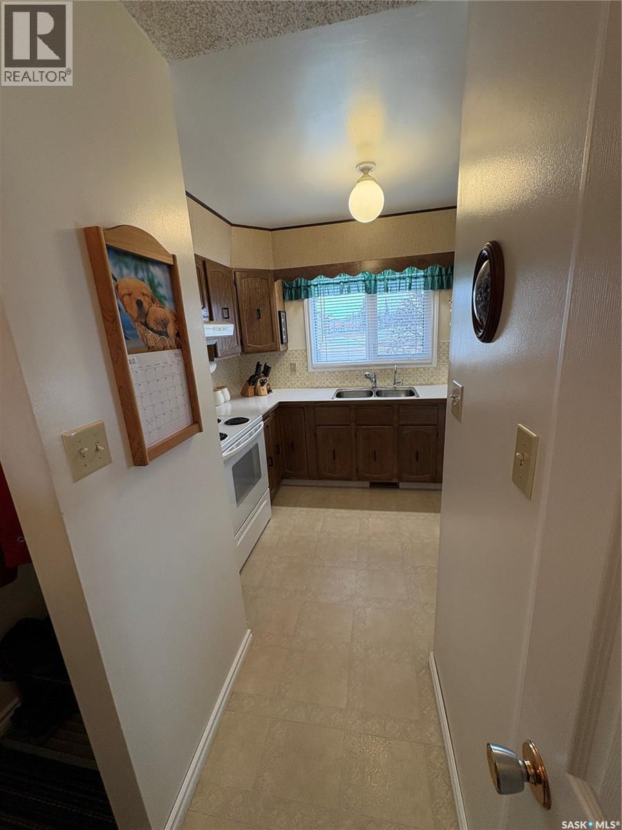 109 Road Avenue, Langenburg, Saskatchewan  S0A 2A0 - Photo 12 - SK032789