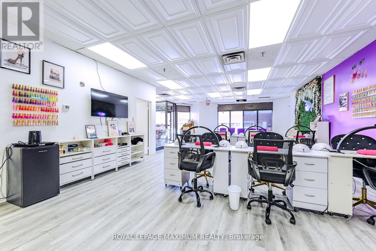 C10 - 4220 Steeles Avenue W, Vaughan, Ontario  L4L 3S8 - Photo 12 - N13217700