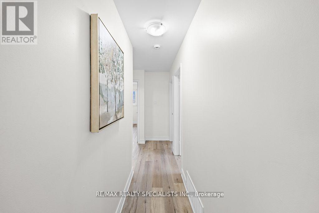 66 Avening Drive, Toronto, Ontario  M9V 1Y1 - Photo 15 - W13217678