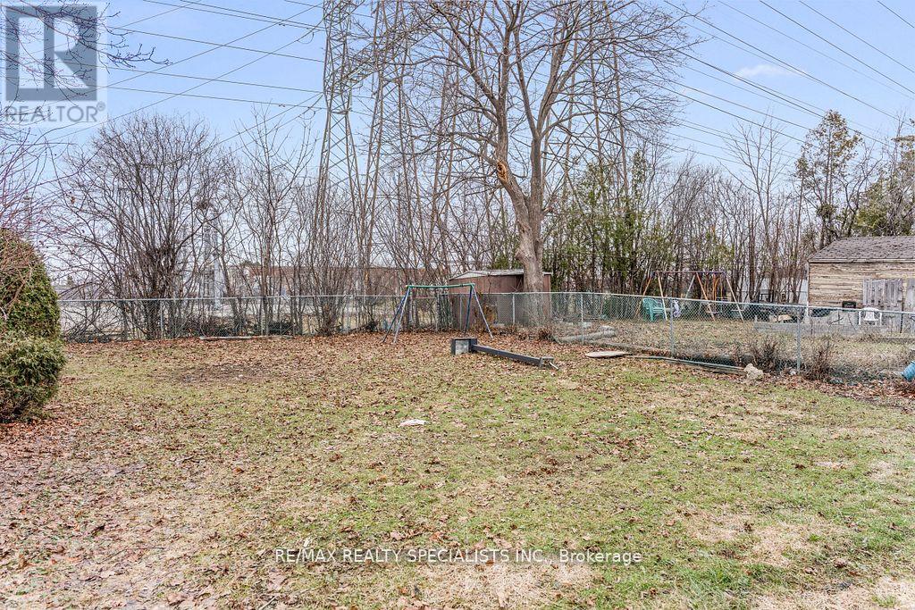 66 Avening Drive, Toronto, Ontario  M9V 1Y1 - Photo 28 - W13217678