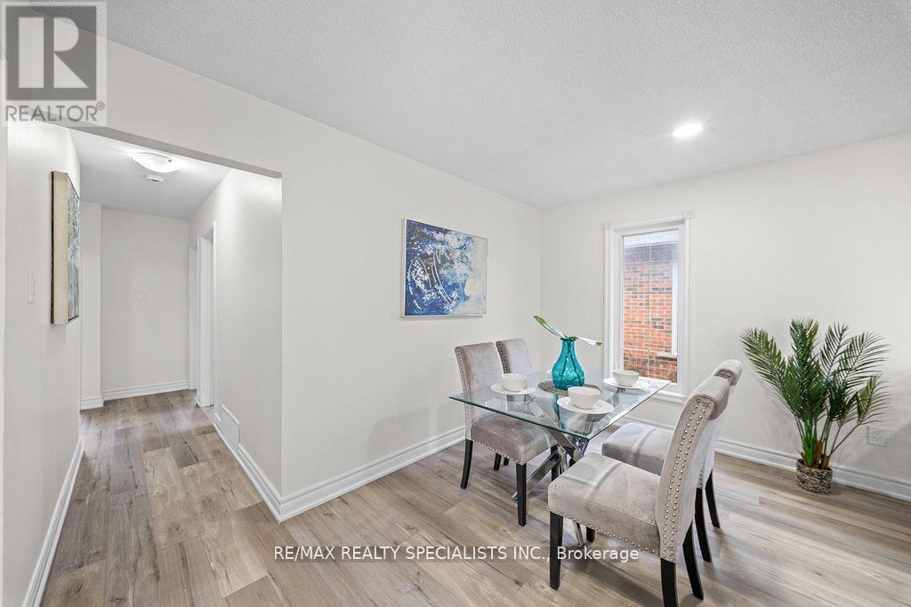 66 Avening Drive, Toronto, Ontario  M9V 1Y1 - Photo 9 - W13217678