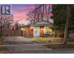 66 AVENING DRIVE, Toronto, Ontario