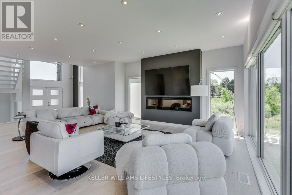 1747 Foxwood Avenue, London North, Ontario  N6G 0C4 - Photo 8 - X13217800