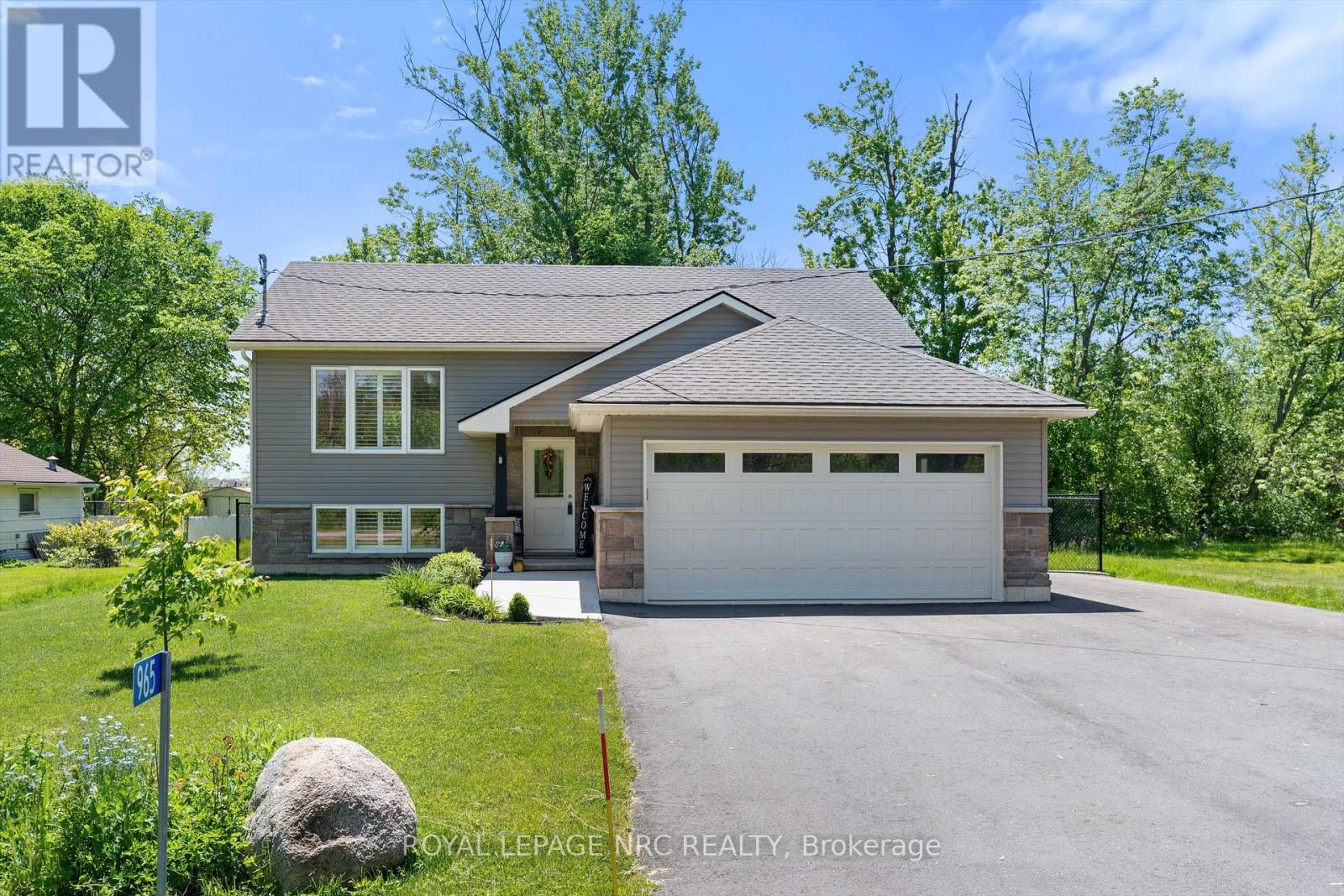 965 BERTIE STREET, Fort Erie (Crescent Park)