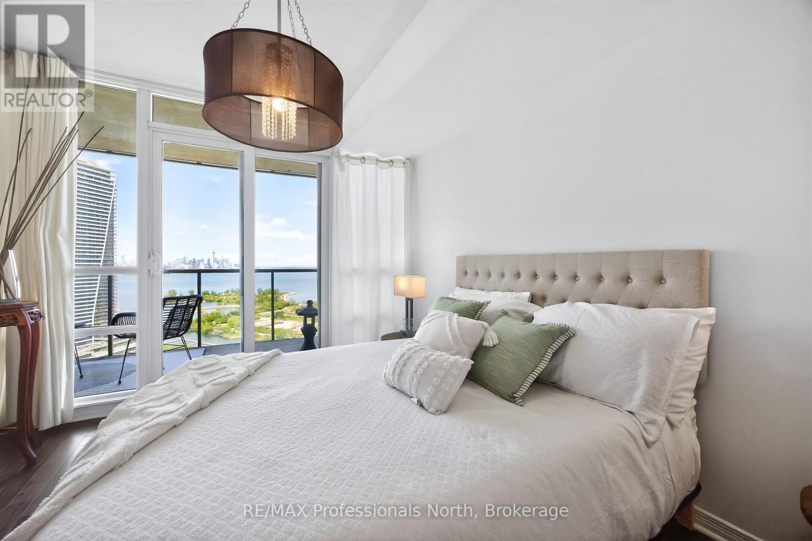 3106 - 2230 Lake Shore Boulevard W, Toronto (Mimico), Ontario  M8V 0B2 - Photo 15 - W13217728
