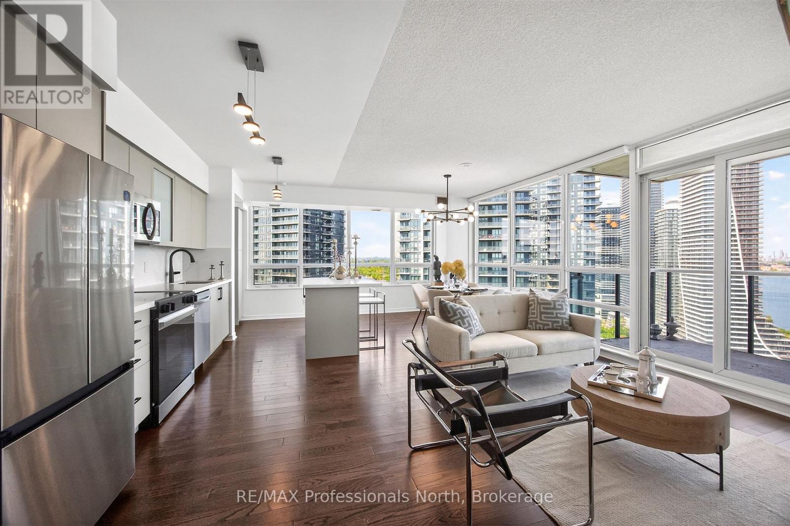 3106 - 2230 Lake Shore Boulevard W, Toronto (Mimico), Ontario  M8V 0B2 - Photo 4 - W13217728