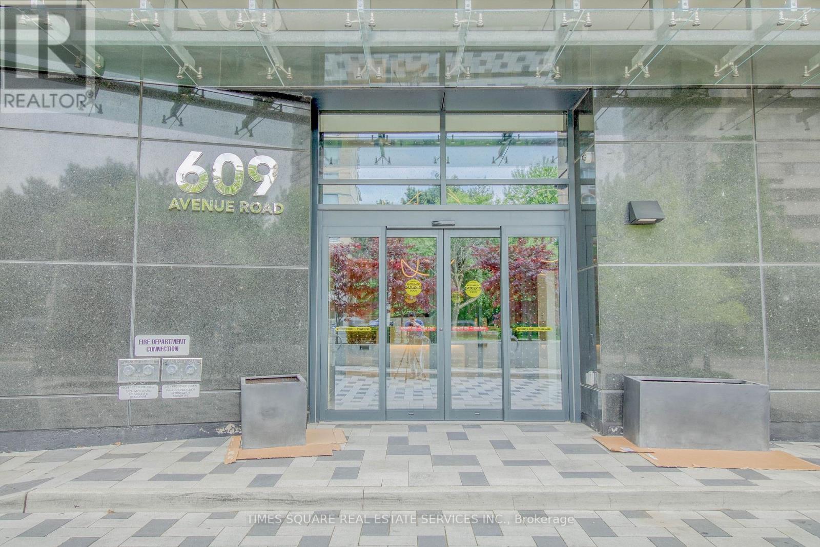 405 - 609 AVENUE ROAD, Toronto, Ontario